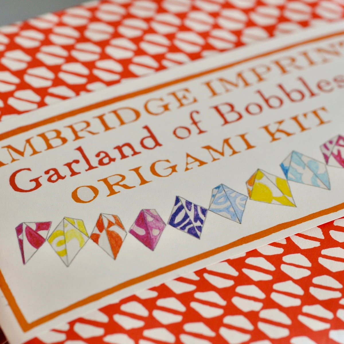 Garland Of bobbles Origami Kit