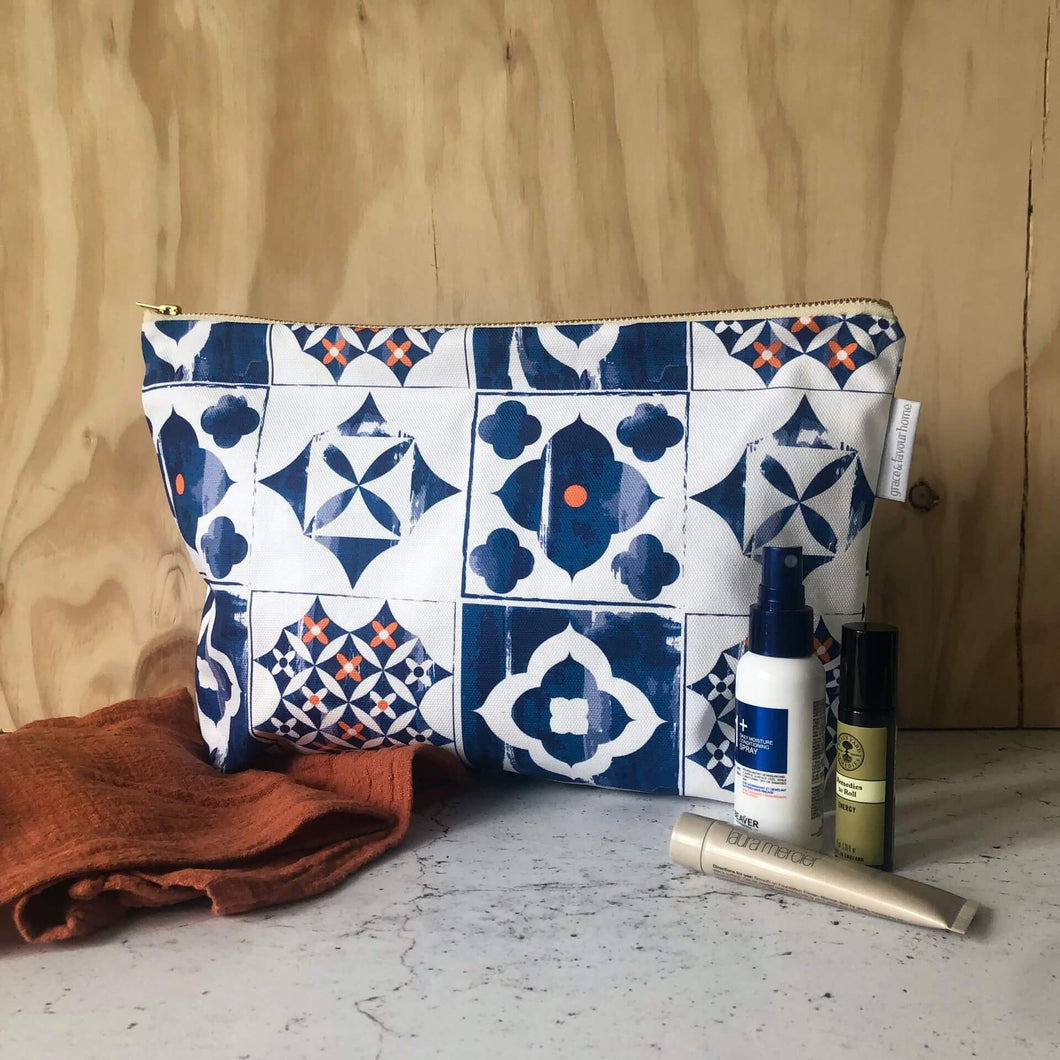 Marisol Toiletry Bag