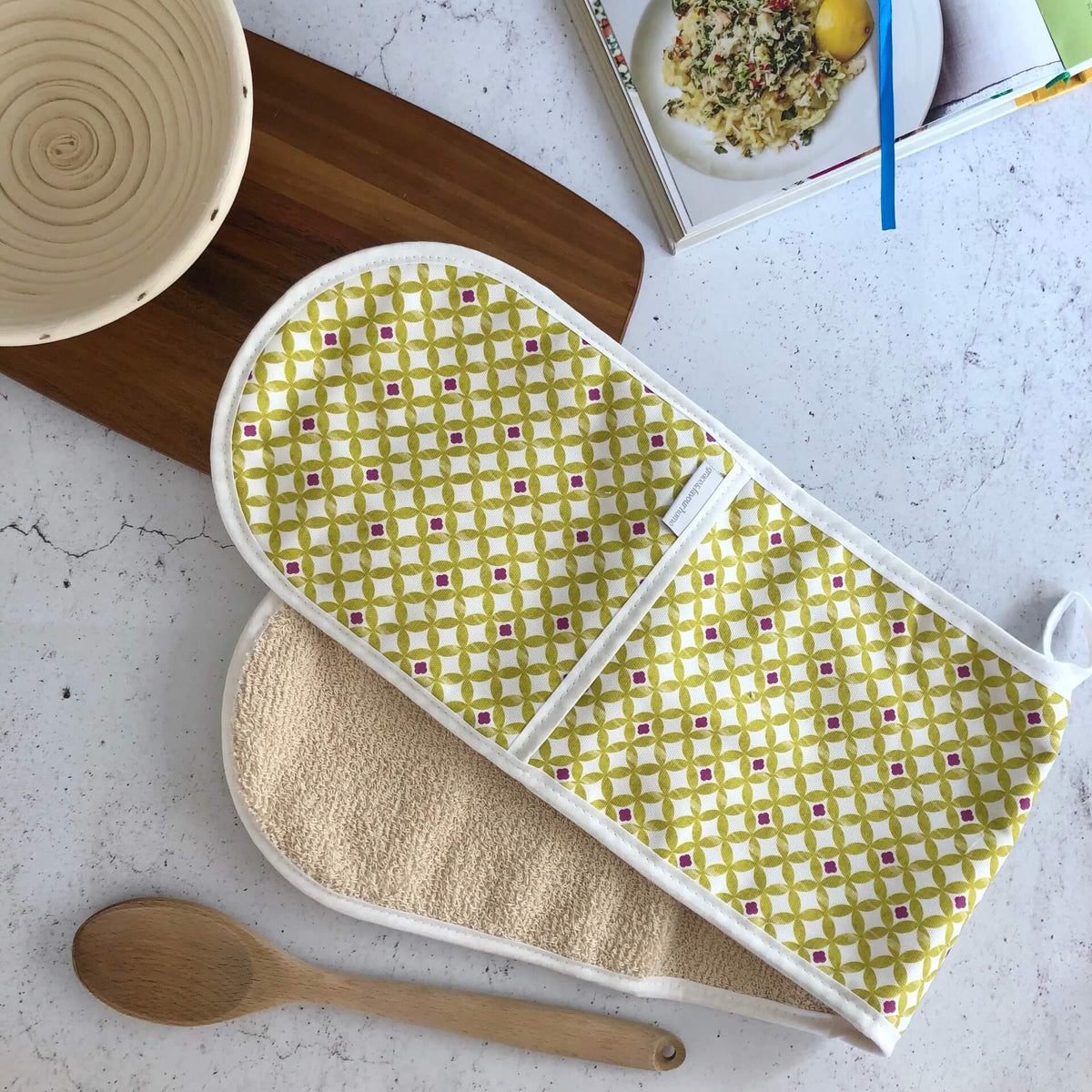 Paola Double Oven Glove